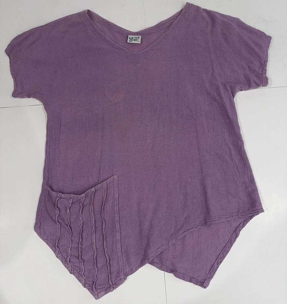 Oh My Gauze! Purple 100% Cotton Crinkle Short Sleeve Pocket Top Size 1